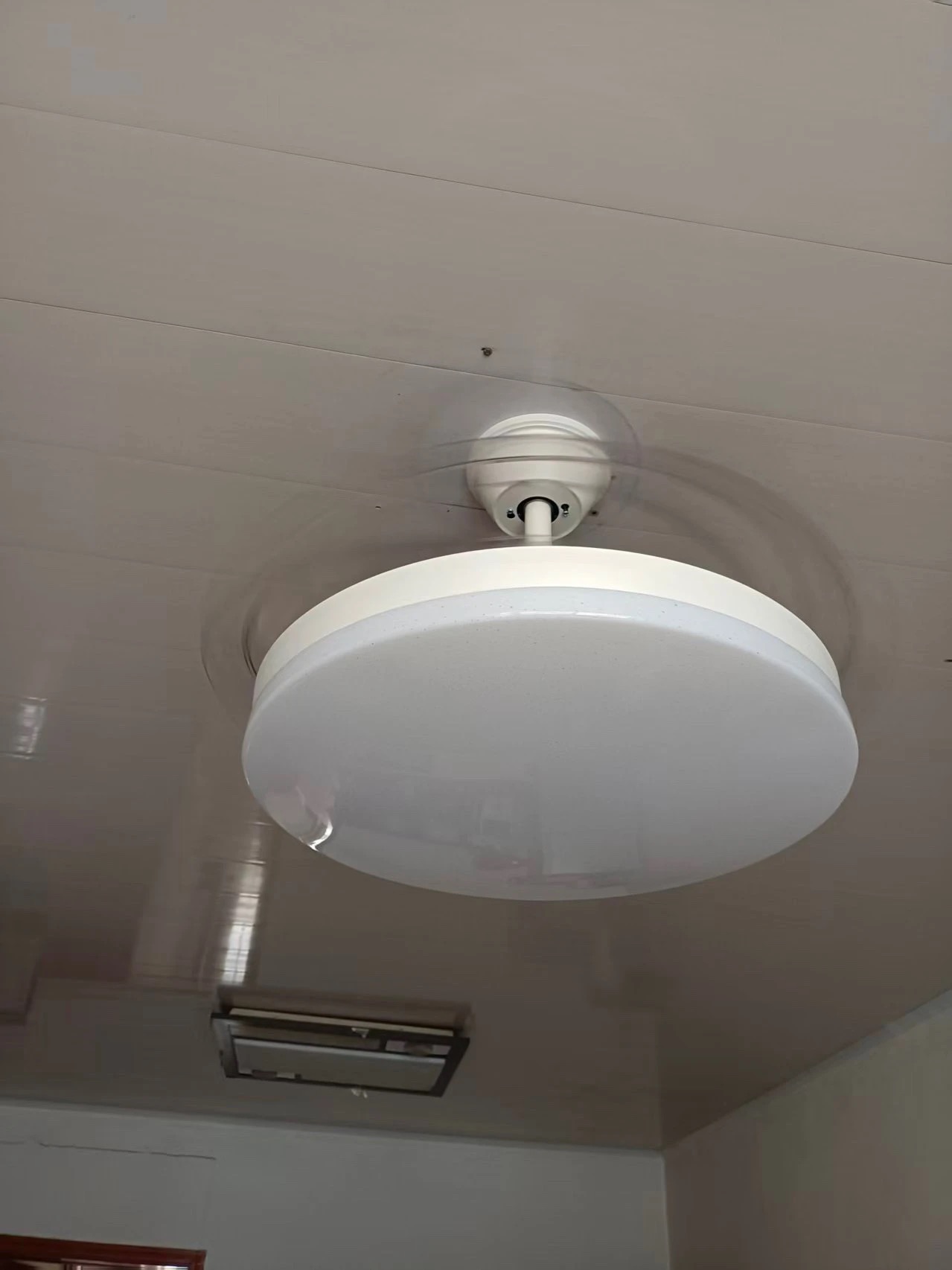 ไฟพัดลมเพดาน LED ที่มองไม่เห็น - Smart Ceiling Fan With Light Remote บทวิจารณ์และราคา